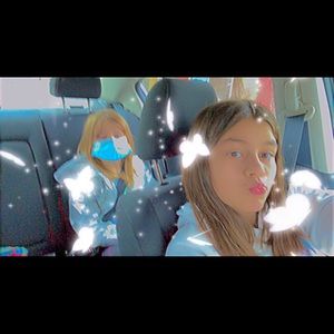 Meet your Posher, Raina